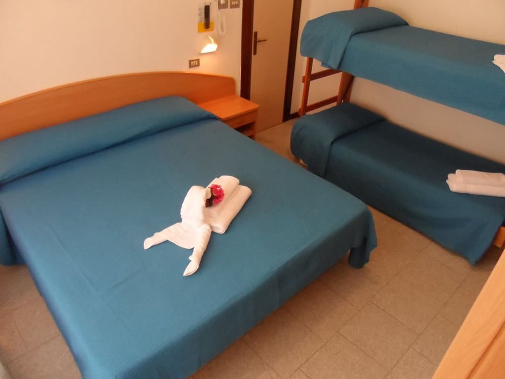 Basic Quadruple Room