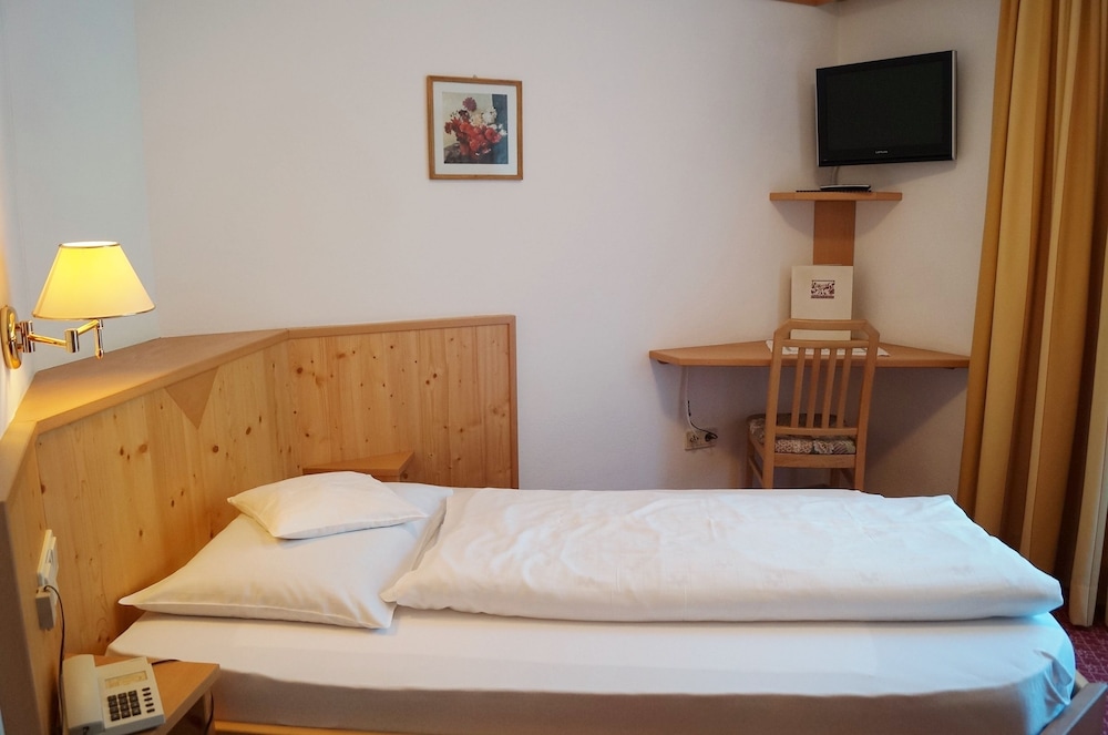 Single Room, 1 Twin Bed, Non Smoking