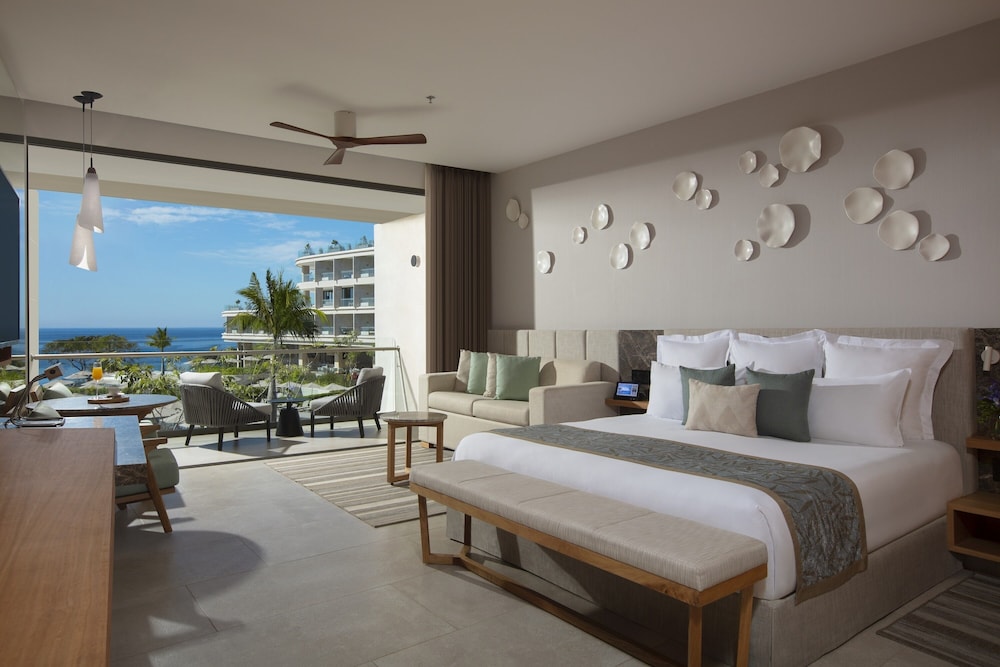 Junior Suite Ocean Front Double - Photo 1