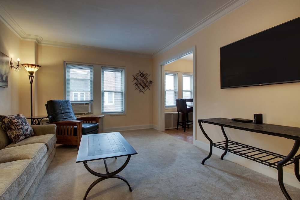 Deluxe Suite, 1 Bedroom, City View