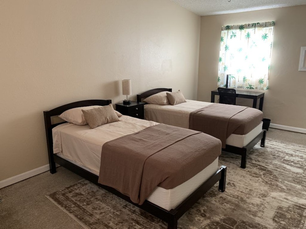 Traditional Room - Photo 1