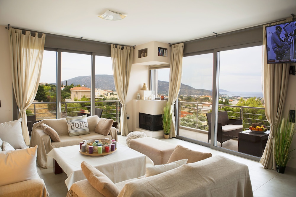 Deluxe House, 2 Bedrooms, Ensuite, Executive Level