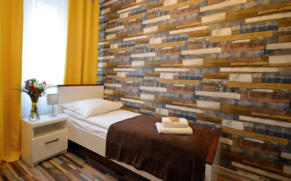 Design Twin Room, 2 Twin Beds, Non Smoking, Bathtub photo 1