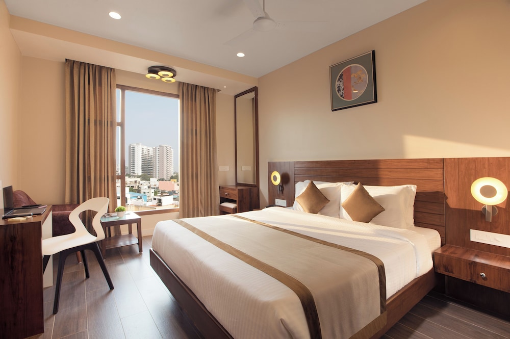 Premium Double Room, Non Smoking, Private Bathroom - Photo 1