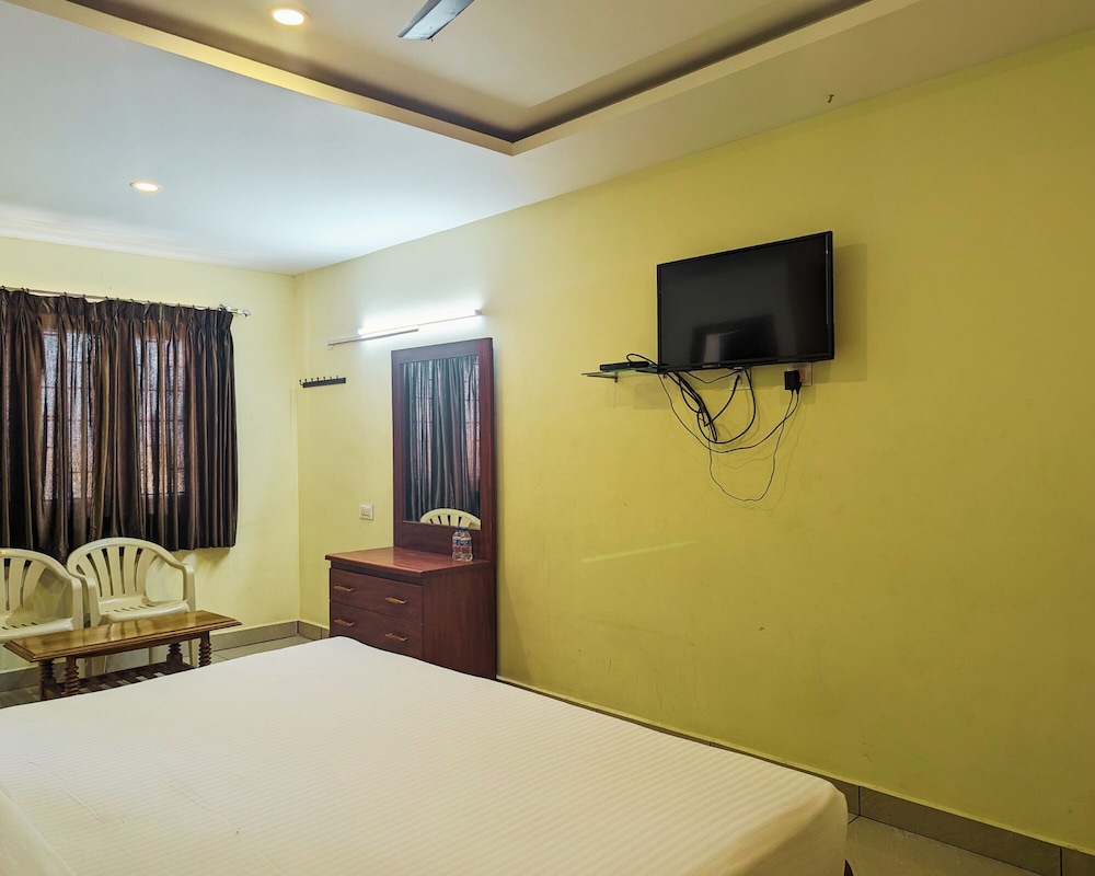 Standard Double Room - Photo 7