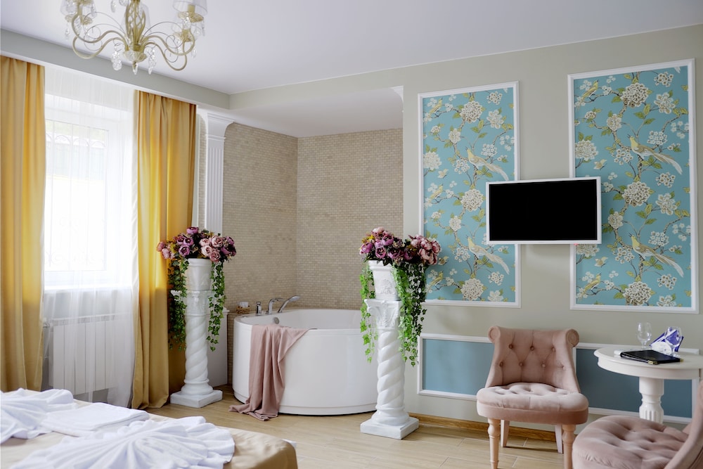 Deluxe Suite photo 3