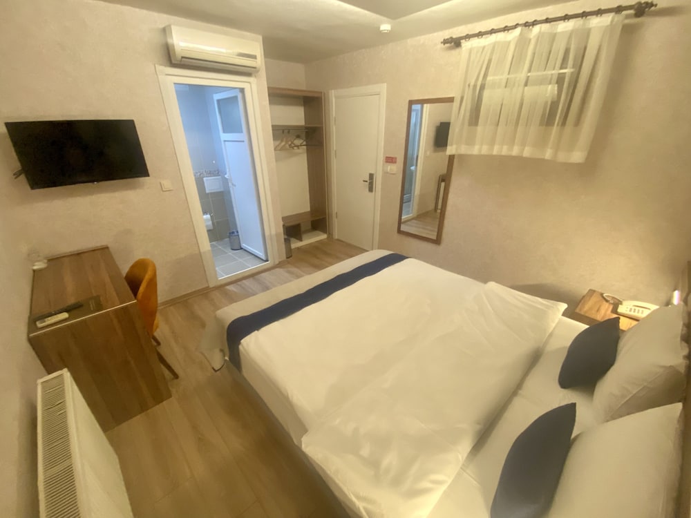 Economy Room, 1 Double Bed photo 3