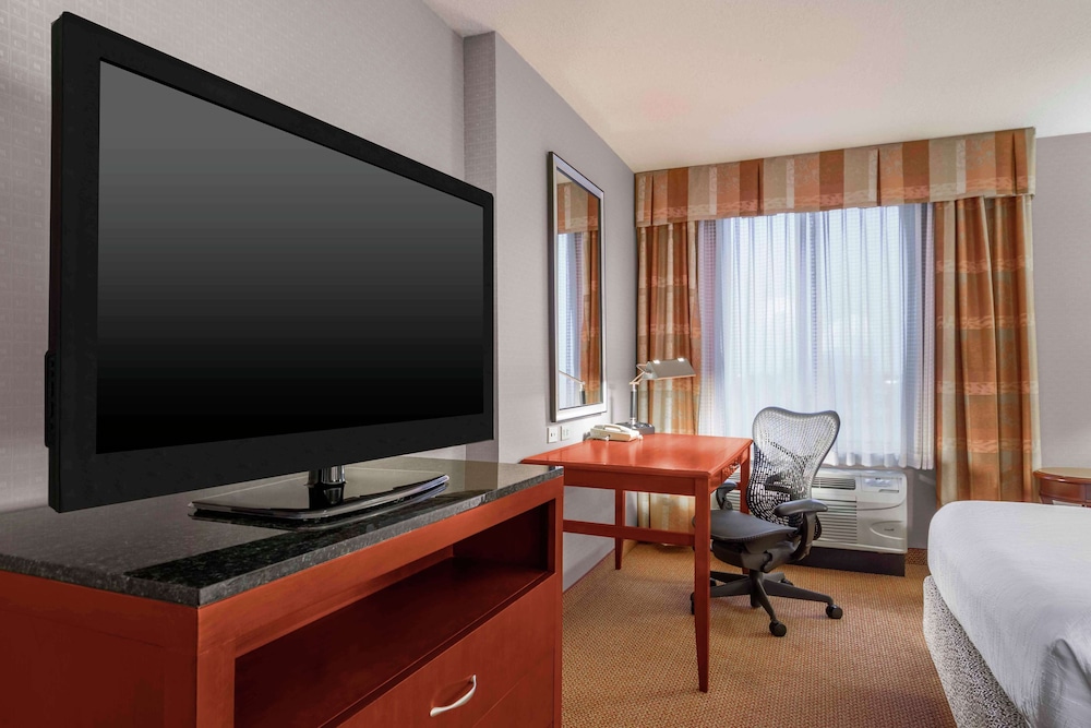 Room, 2 Double Beds (With Drinks-Snacks) photo 2