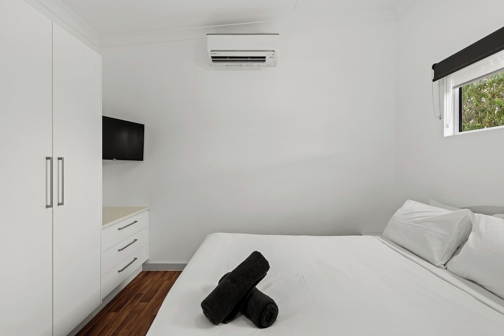 Economy Room (No Bathroom) photo 1