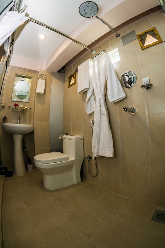 Traditional Suite photo 3