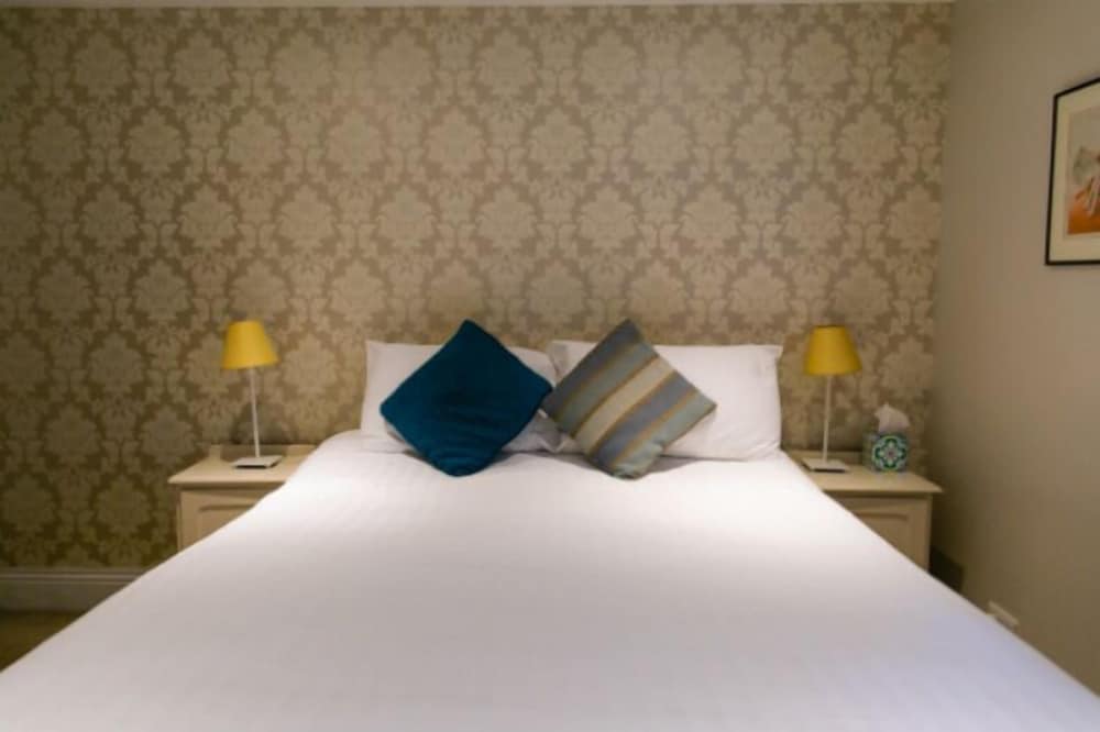 Double Room (Small Double) photo 1
