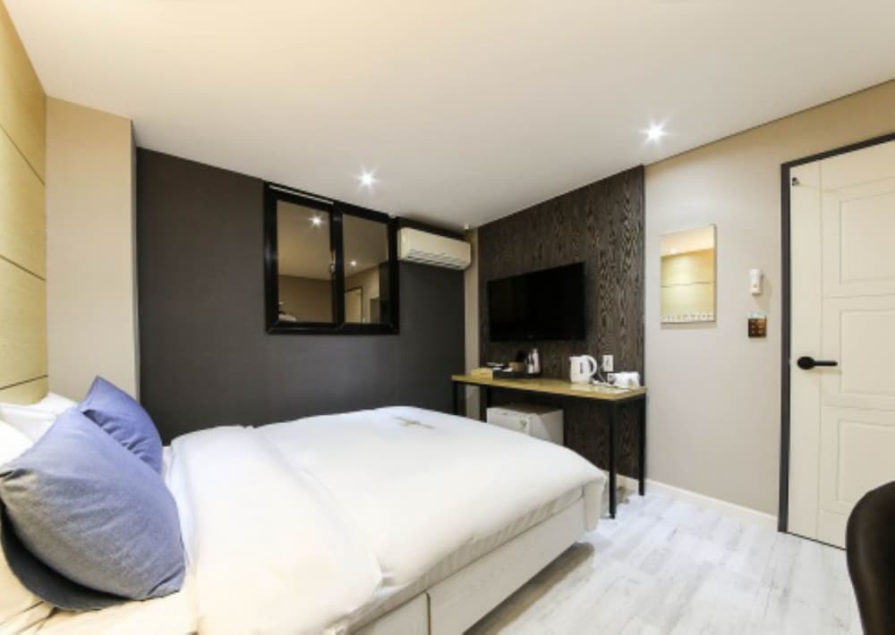 Standard Room - Photo 5