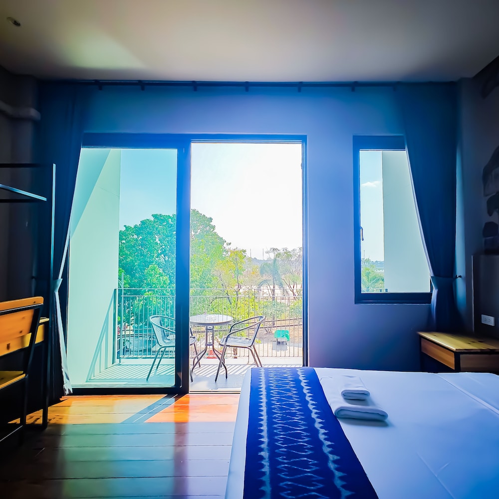 Superior Double or Twin Room - Photo 16