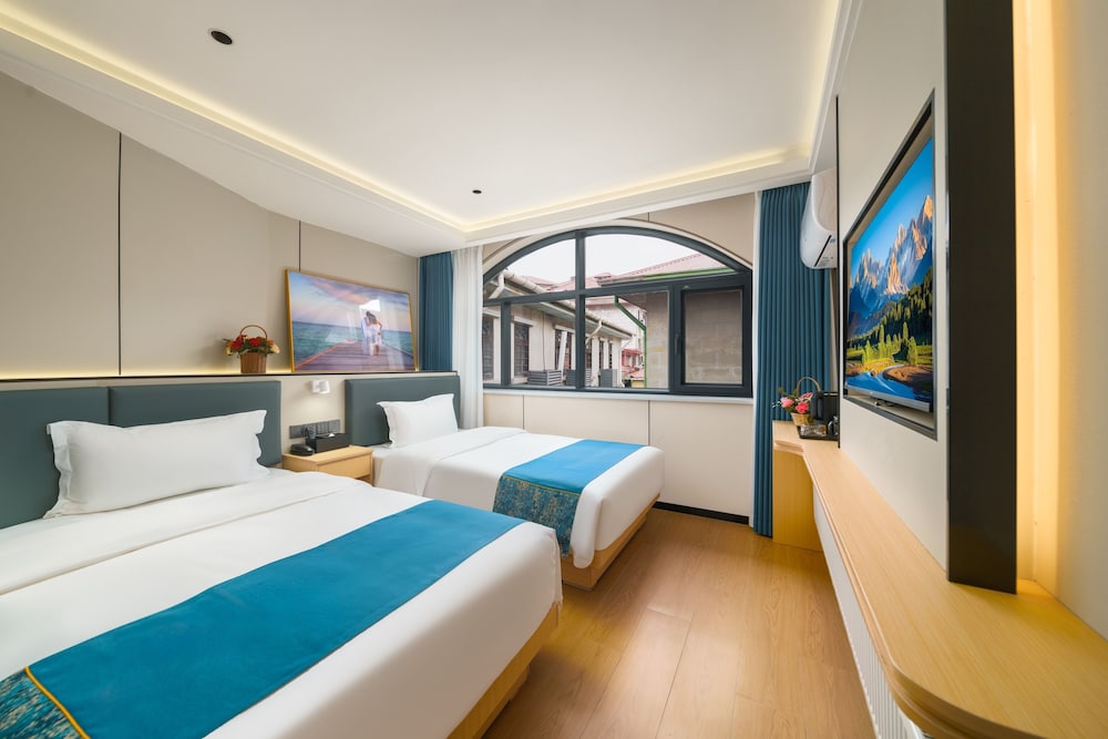 Economy Double Room, Mountain View photo 3