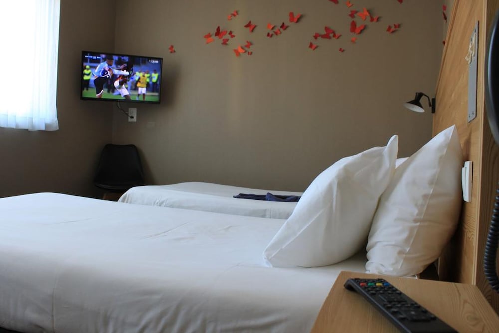 Superior Twin Room photo 2