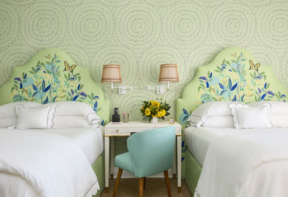 Standard Room, 2 Double Beds - Photo 1