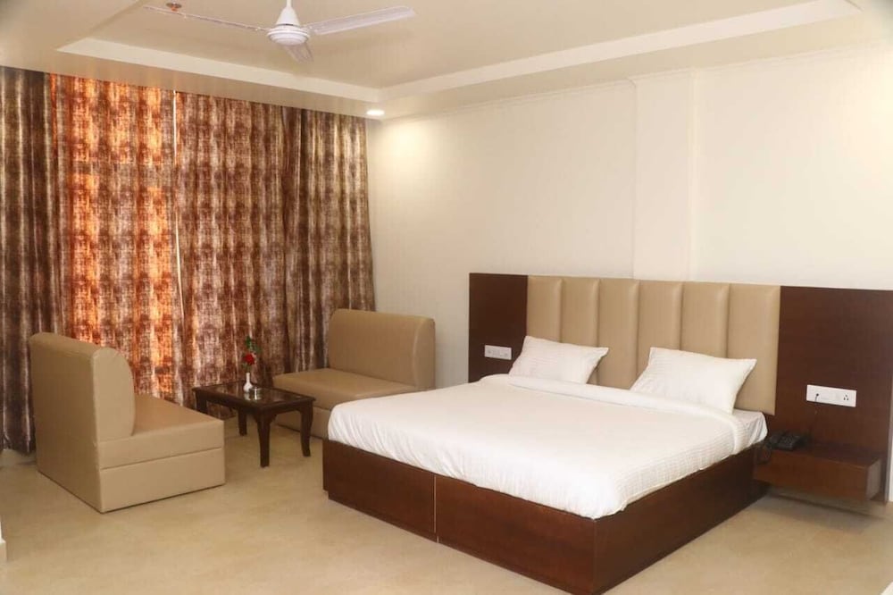 Luxury Room