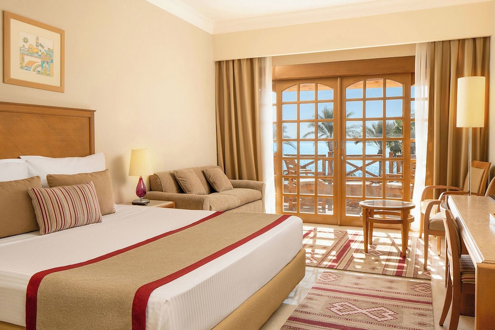Deluxe Room, Sea View (Nelson Queen)