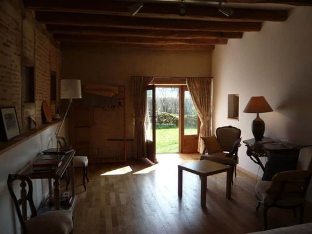 Double Room, Garden View (La Thibaude) photo 1