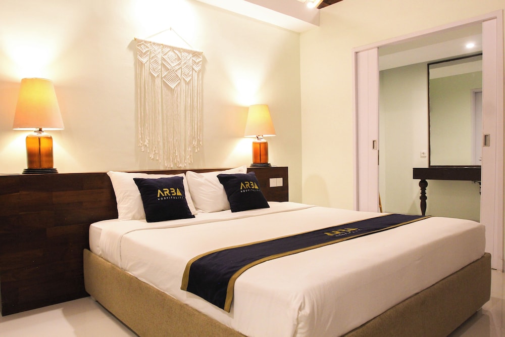 Luxury Double Room, Pool View