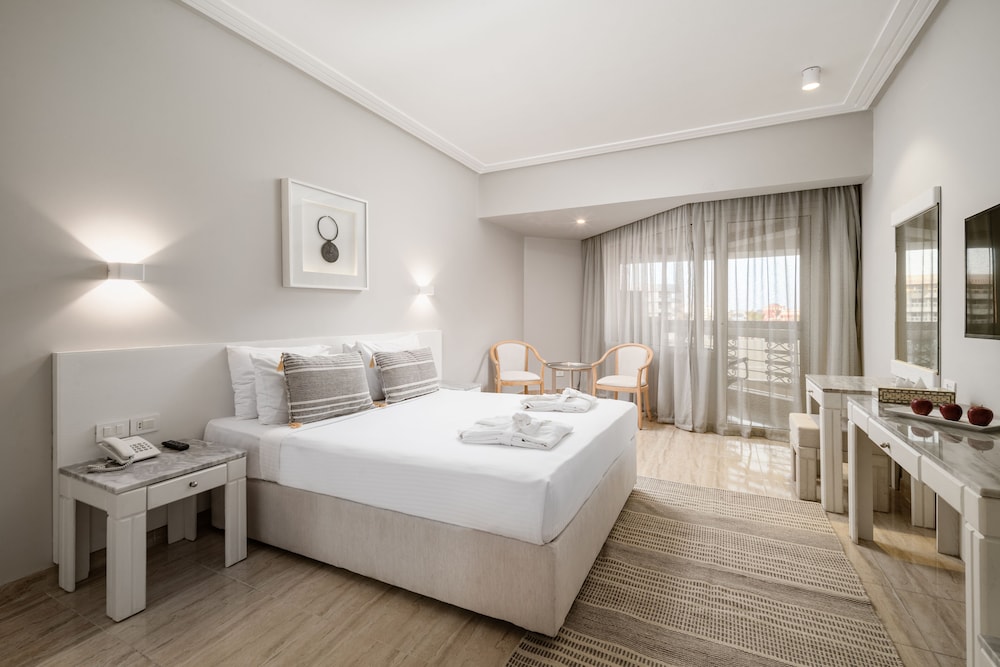 Available room