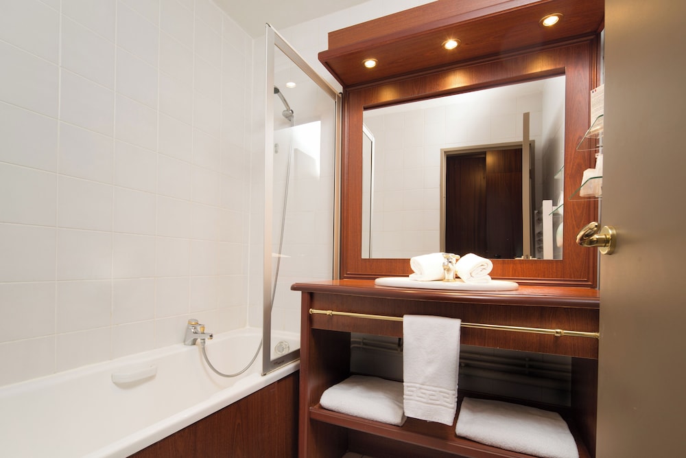 Standard Double Room - Photo 6