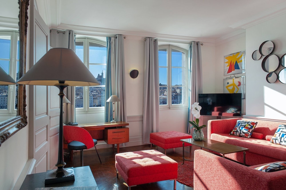 « LA NOTRE DAME » - Junior Suite Prestige Sea View - Photo 7