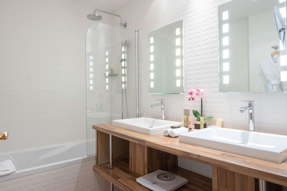 Hôtel Bradford Elysées – Astotel bathroom photo