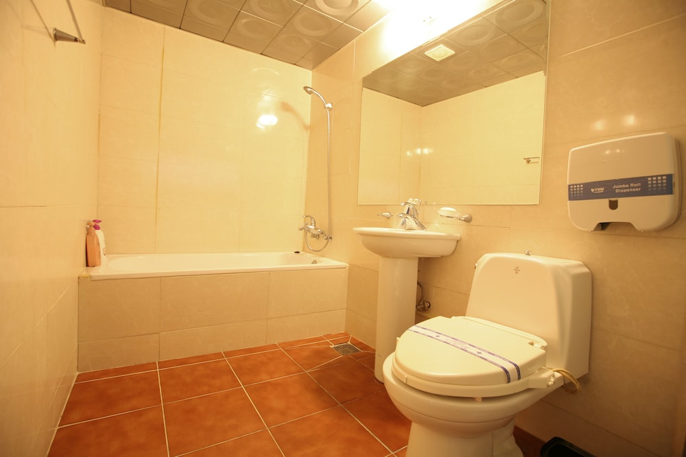 Standard Double Room - Photo 4