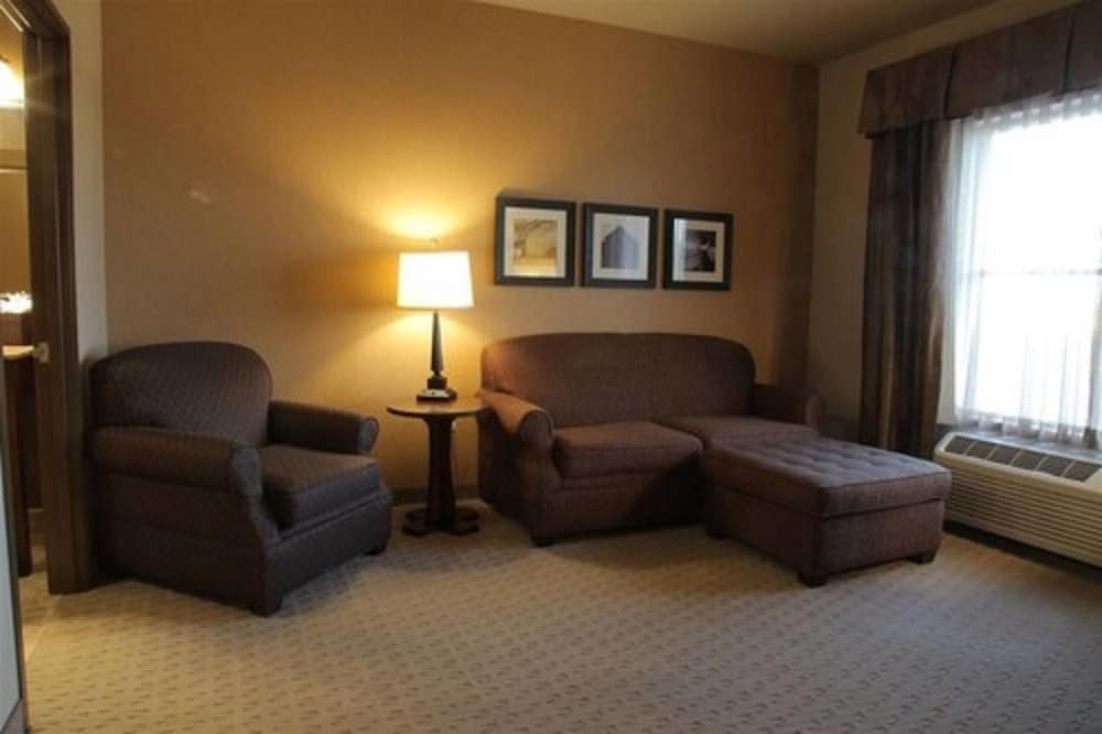 Deluxe Suite, 1 Bedroom photo 2