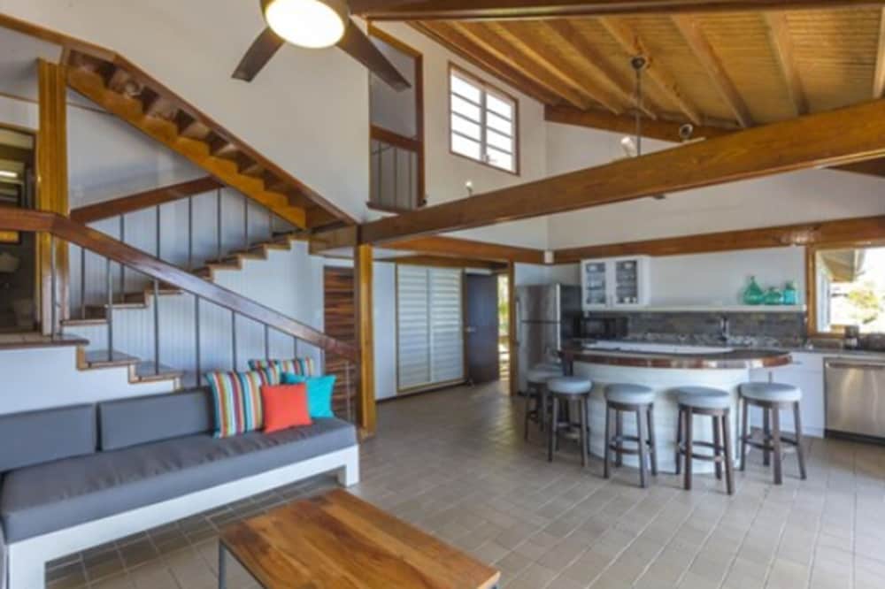 Villa, 2 Bedrooms, Ocean View photo 1