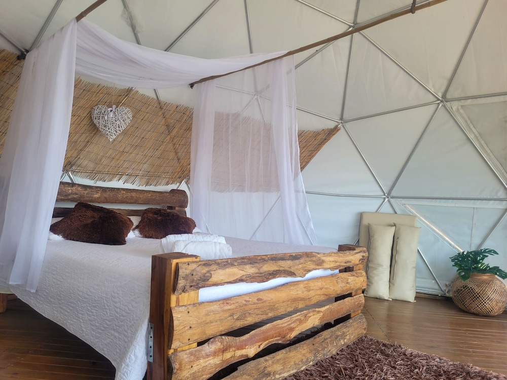 Romantic Tent photo 3