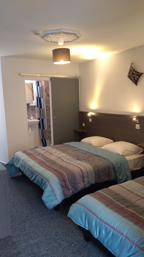 Comfort Triple Room photo 3
