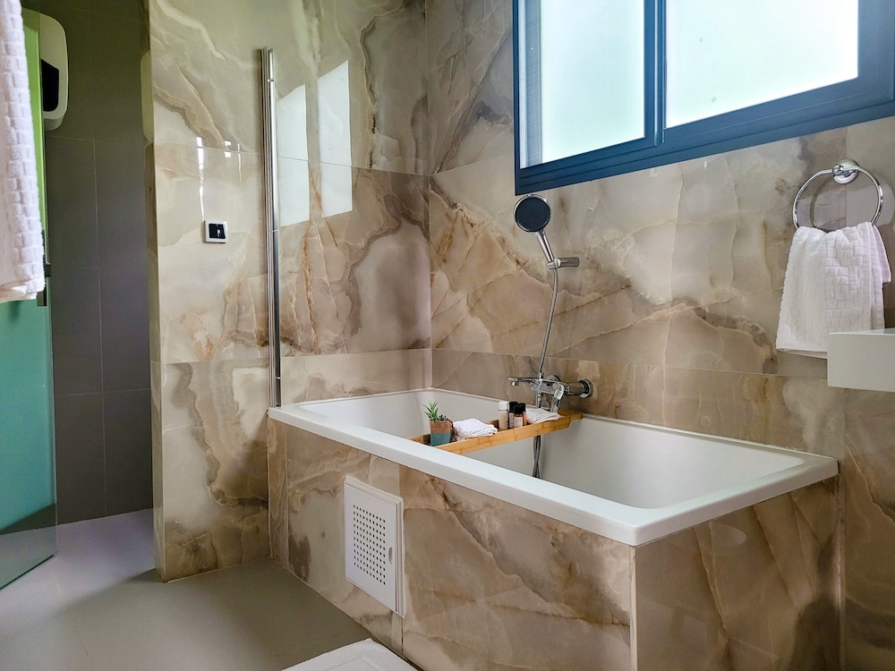 Superior Room, Pool View photo 2