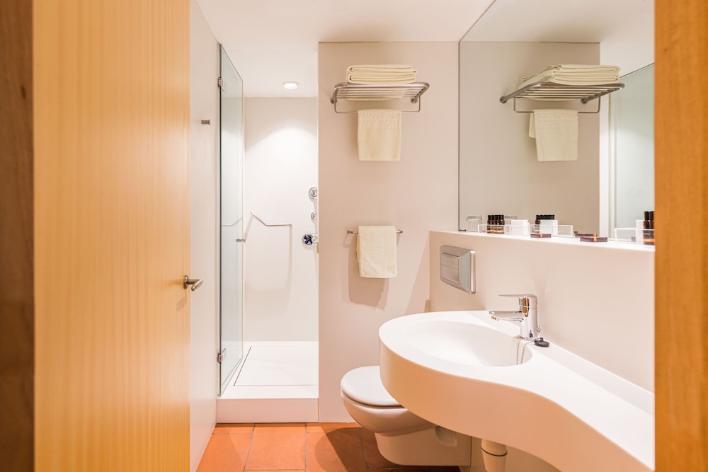 Family Suite - Photo 22