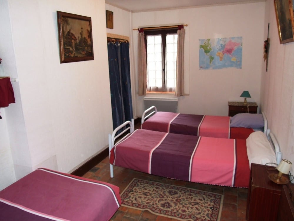 Family Room, Non Smoking, Courtyard View (Hulotte)