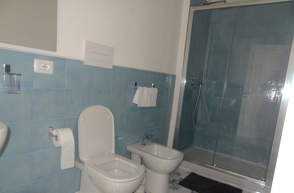 Family House, 2 Bedrooms, Kitchenette, Sea View photo 2