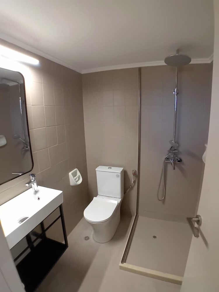 Superior Quadruple Room, Garden View photo 2