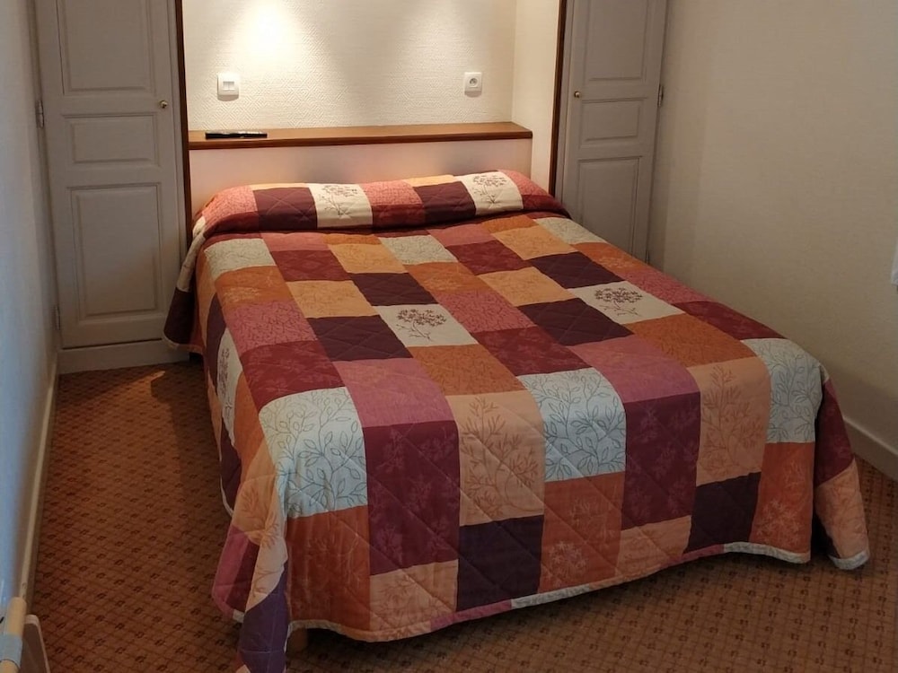 Classic Double Room, Private Bathroom - Photo 1