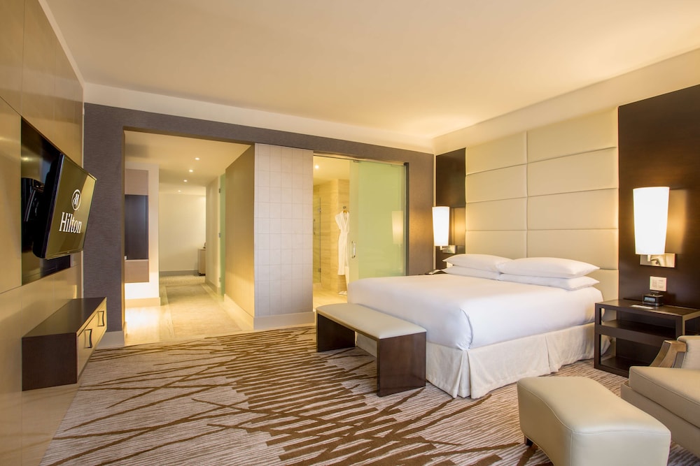 Standard King Room With City View