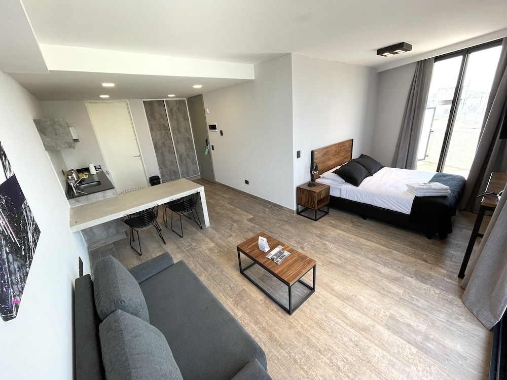 Superior Studio Suite, Balcony