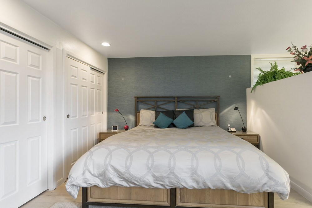 Condo, 3 Bedrooms