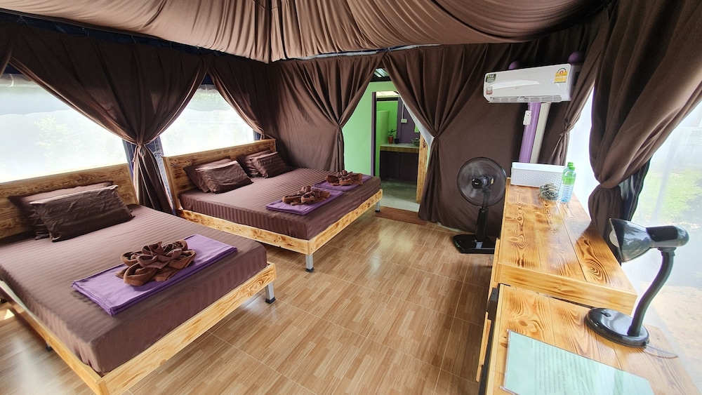 Triple Tented Room
