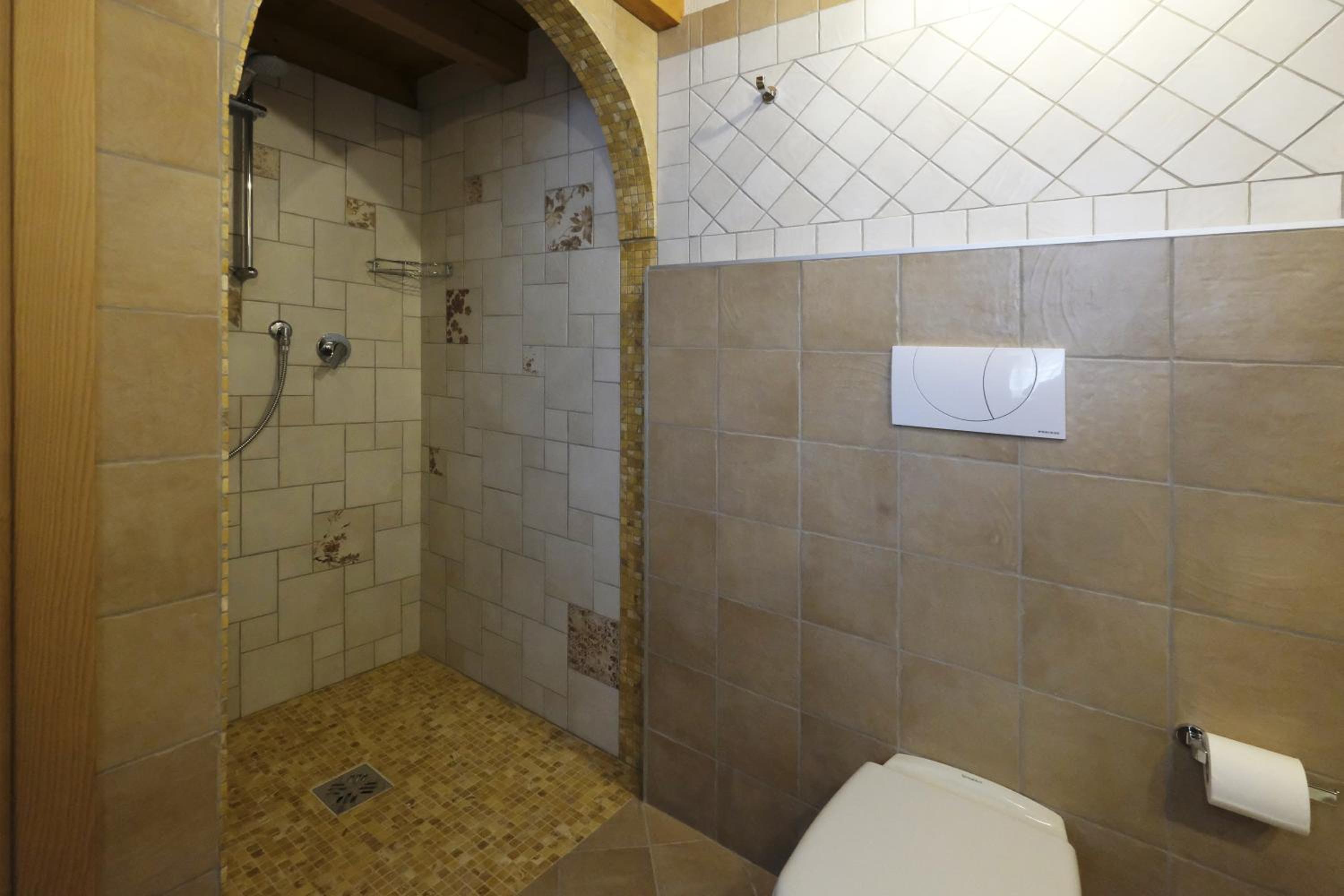 Maisonette photo 2