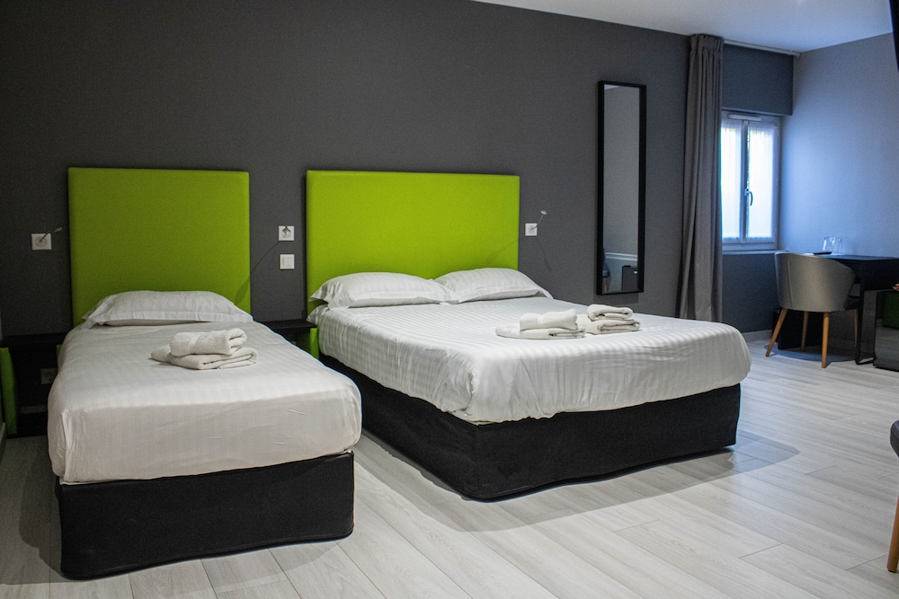 Familiy Room Standard - Photo 6