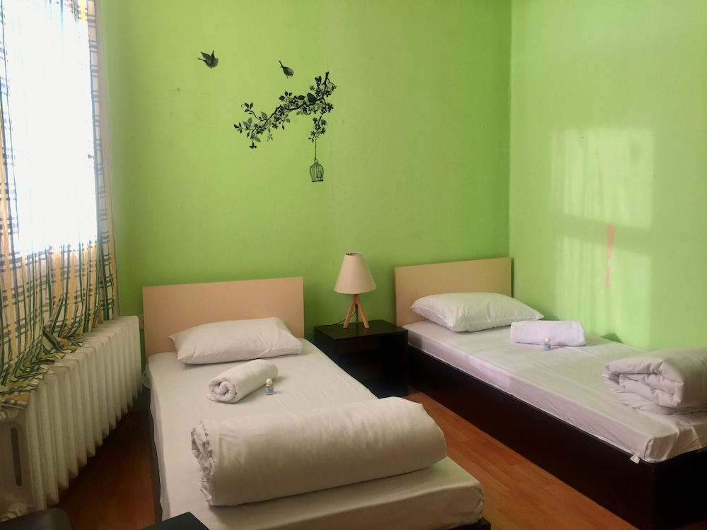 Standard Twin Room, City View photo 2