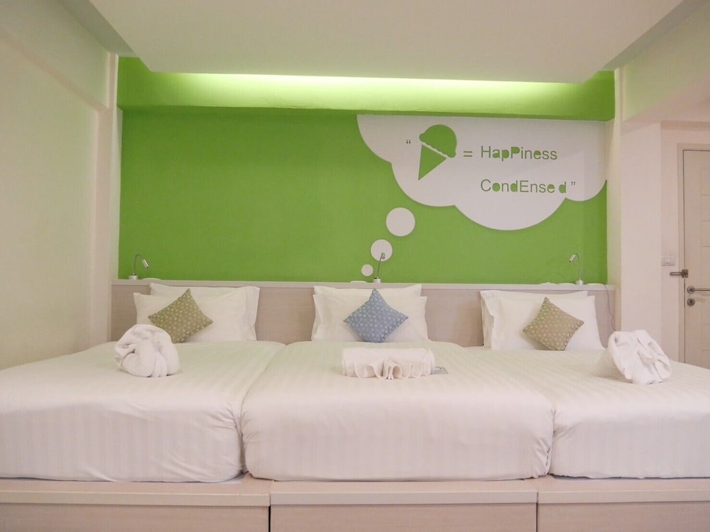 Deluxe Triple Room - Photo 15