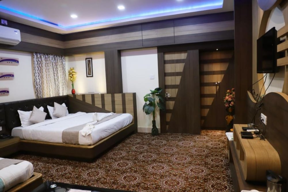 Premium Double Room, City View