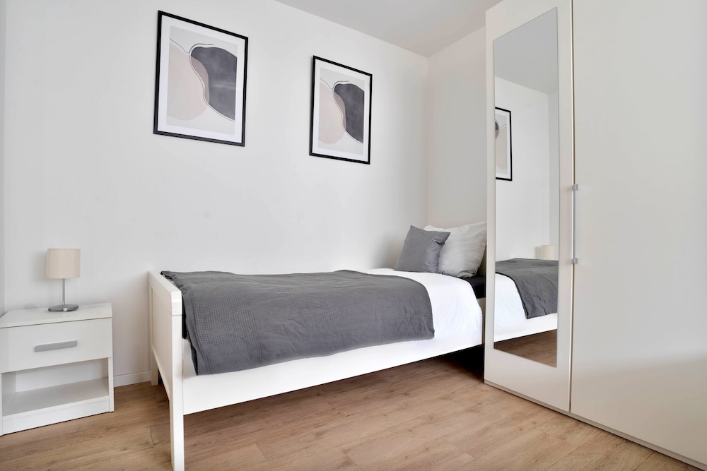 Deluxe Apartment, Multiple Beds, Balcony photo 3