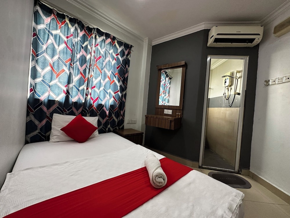 Classic Single Room, City View